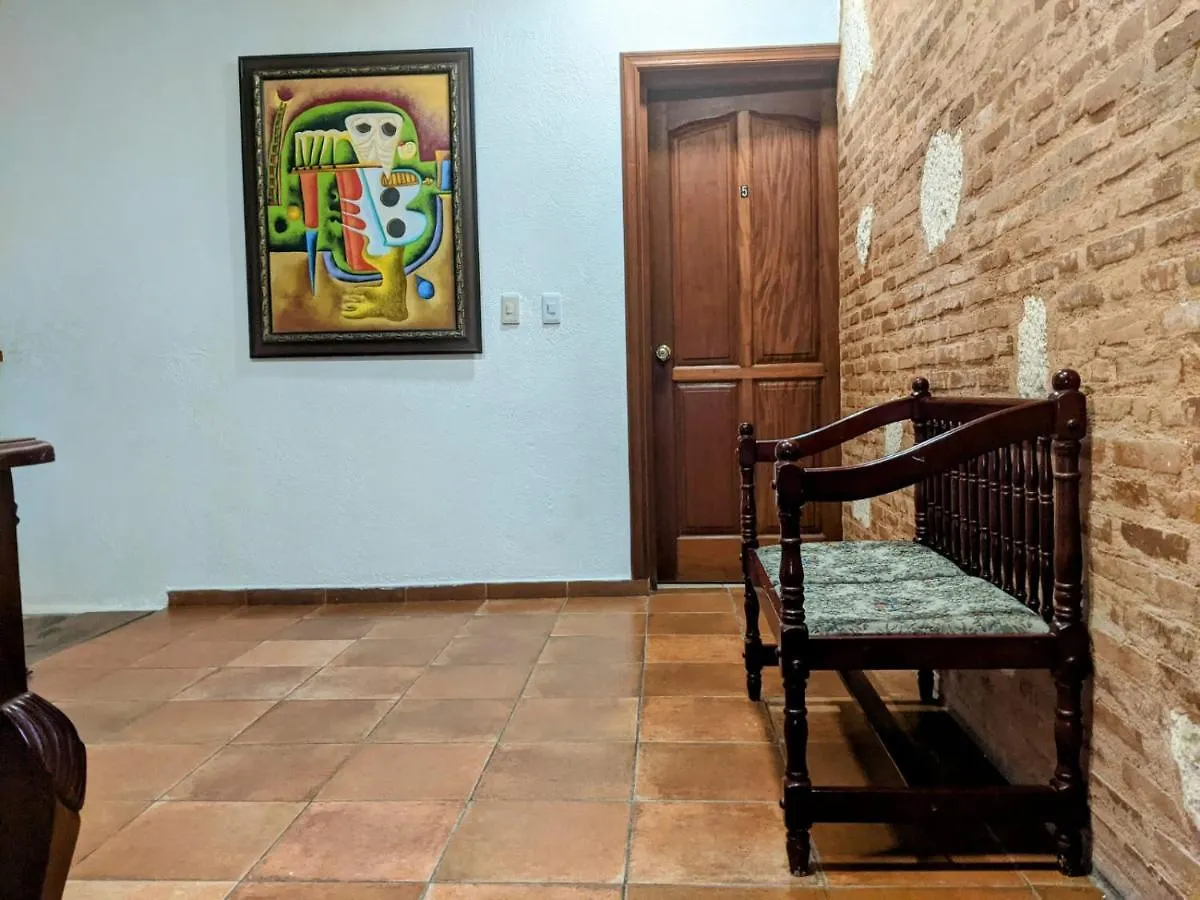Hotel Aluge Saint-Domingue 3*,